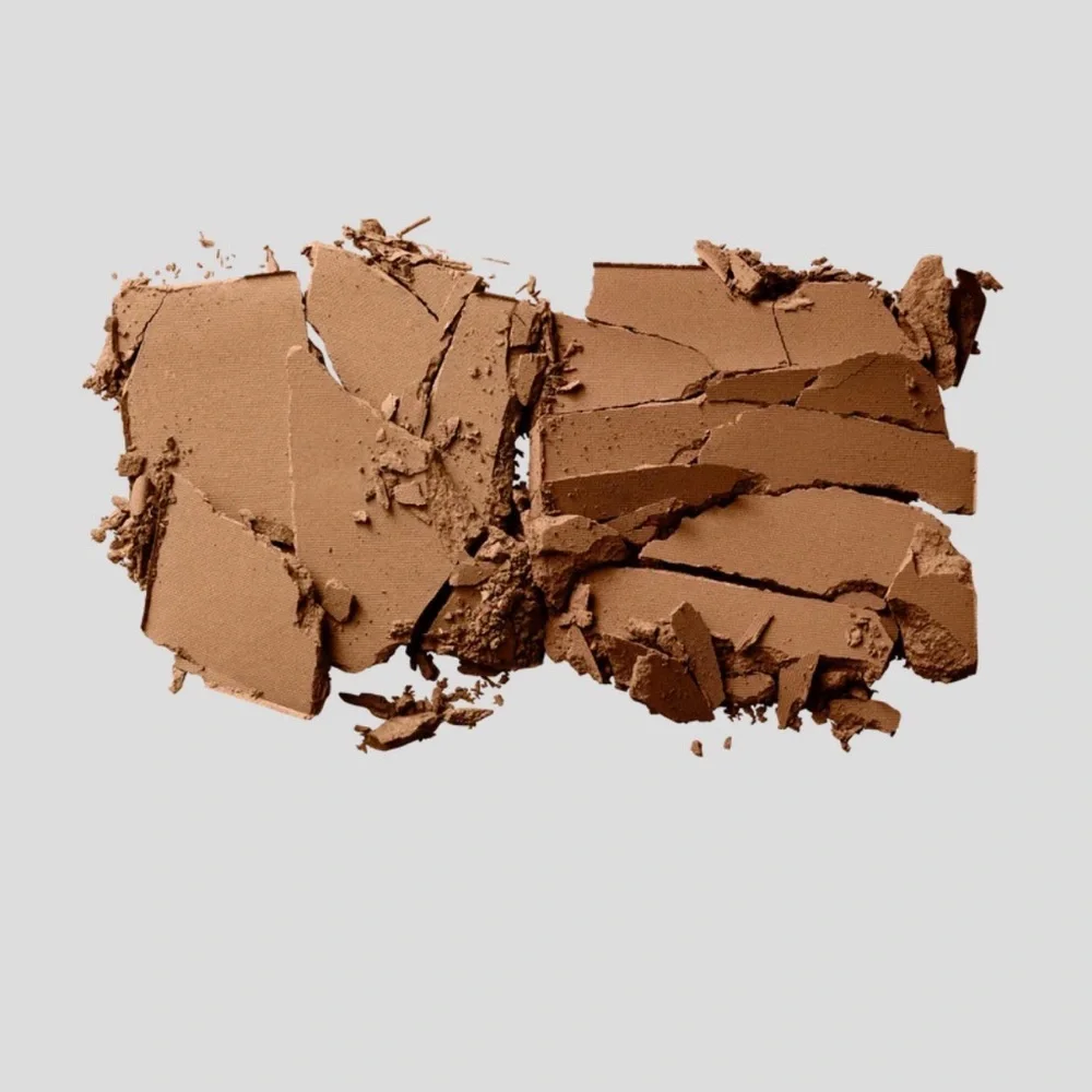 NEW NWT Victoria Beckham Matte Bronzing Brick  Natural warm and contour 03 Sand